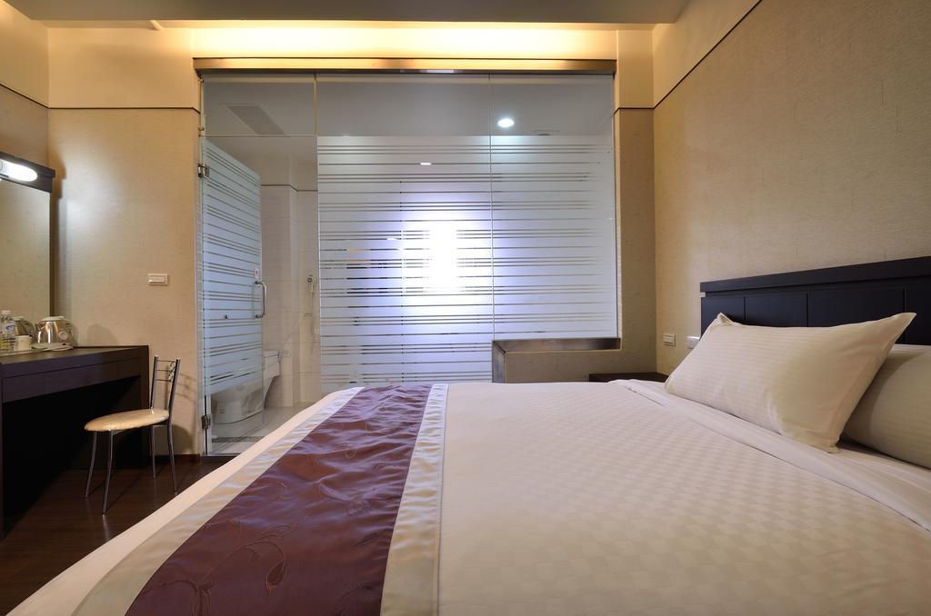 King Town Hotel Лодун Номер фото