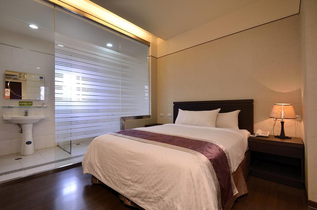 King Town Hotel Лодун Номер фото