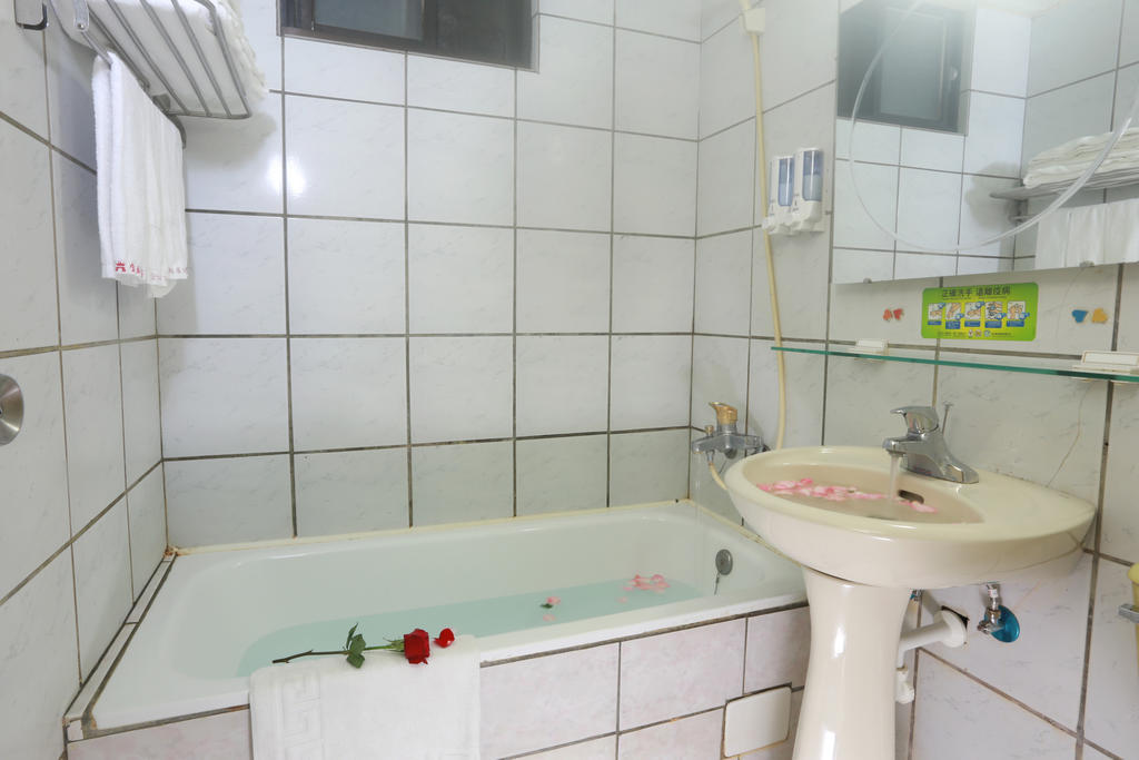 King Town Hotel Лодун Номер фото