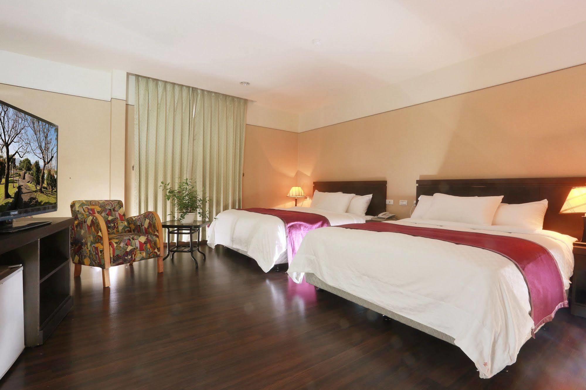 King Town Hotel Лодун Экстерьер фото
